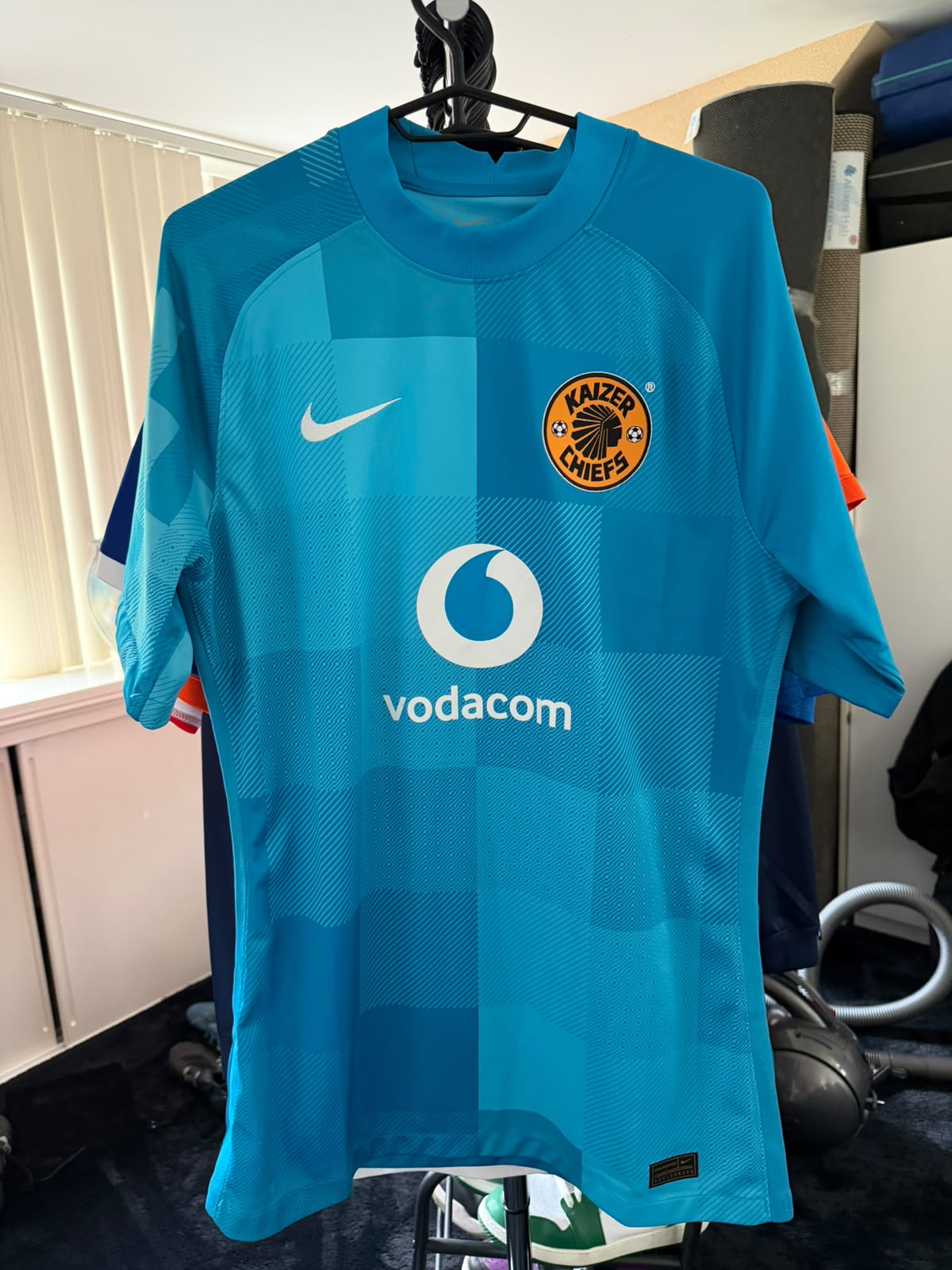 2021/22 Goalkeeper Kit shirt – size L
